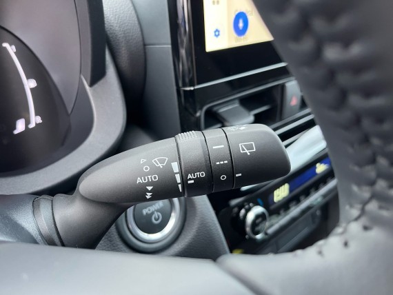 TOYOTA YARIS CROSS Yaris Cross Hybride-017.jpg